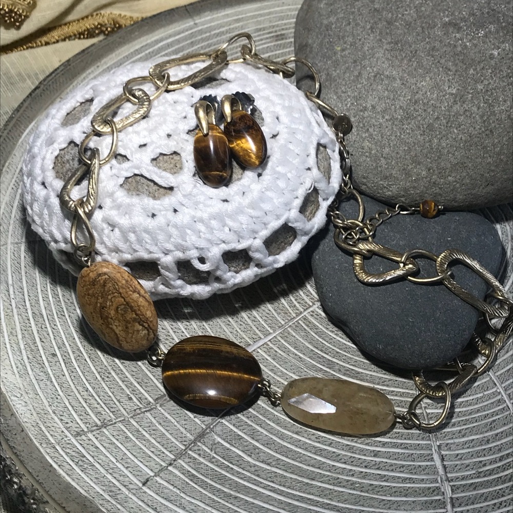 Lia Sophia genuine tigers eye necklace